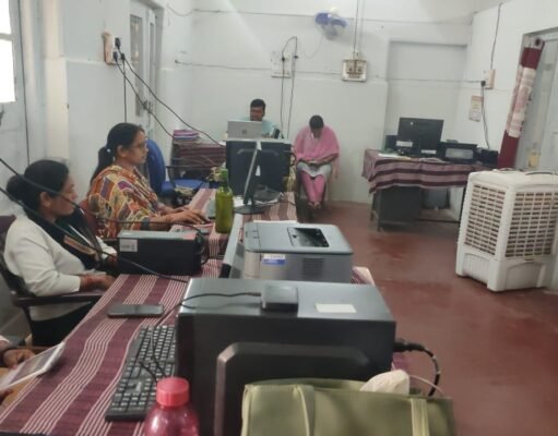 पिंडरई बीएमओ कार्यालय जिला अस्पताल से हो रहा संचालित