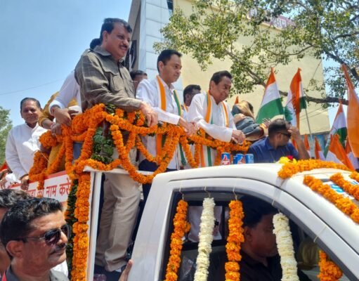 नकुलनाथ की नामांकन रैली, नही पहुंचे दीपक सक्सेना