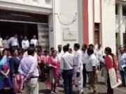 कलेक्टर पर भड़की जुन्नारदेव की अतिथि शिक्षक