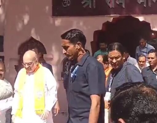 खबर का असर – रात में मना किया, सुबह राम मंदिर पहुंचे अमित शाह