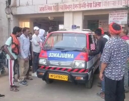 लव ट्राइंगल – युवती के प्रेम में दो दोस्त बने दुश्मन